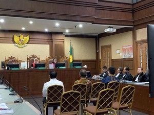 3 Terdakwa Kasus Korupsi APD COVID Didakwa Rugikan Negara Rp 319 M