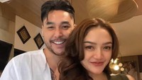 Krisjiana Duga Ada Oknum Sebar Isu Negatif Rumah Tangga dengan Siti Badriah