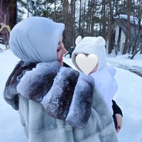 Wanita 44 tahun itu juga terlihat begitu menikmati perannya sebagai seorang ibu. Diketahui saat ini putri Syahrini itu berusia sekitar 6 bulan. Foto: Instagram/@princessyahrini