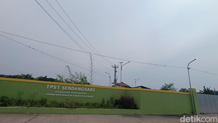 TPST Sendangsari, Minggir, Sleman, Selasa (4/2/2025).