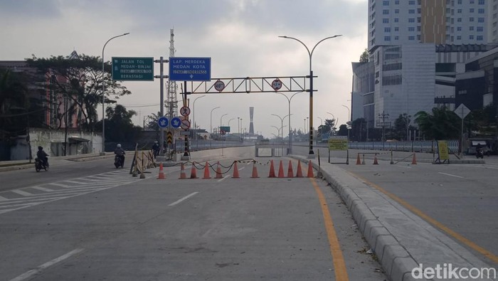 Underpass Gatsu Medan yang belum difungsikan meski pembangunan rampung sebulan lalu (Andika/detikcom)