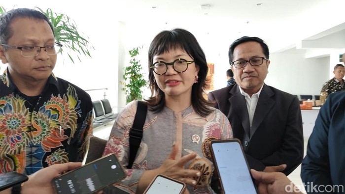 Wakil Menteri Pendidikan Tinggi, Sains, dan Teknologi (Wamen Dikti Saintek) Stella Christie ditemui wartawan di SV UGM, Sleman, DIY, Selasa (4/2/2025).