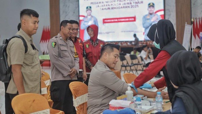 130 Personel Polres Blitar Jalani Pemeriksaan Kesehatan