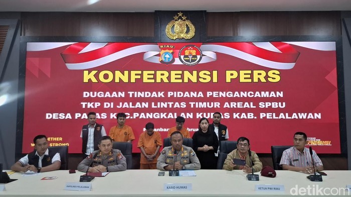 3 oknum wartawan di Pelalawan, Riau ditangkap dan jadi tersangka. (Raja Adil Siregar/detikSumut)