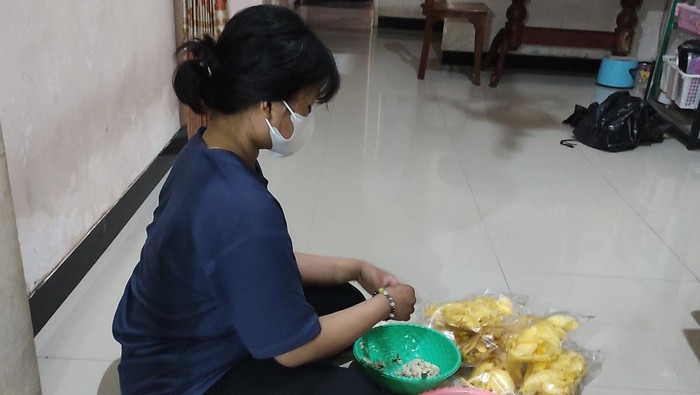 VI, anak di Sidoarjo yang polisikan ayahnya karena dotelantarkan selama 10 tahun
