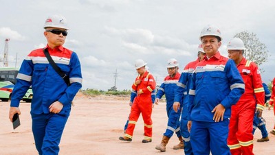 Bahlil Kunjungi Pertamina Hulu Rokan di Riau