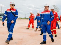 Bahlil Kunjungi Pertamina Hulu Rokan di Riau