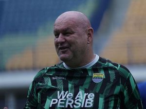Bojan Hodak soal Pemain Bodor di Persib
