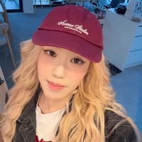 “Orang yang terobsesi jadi Rose sudah keluar batas,” “Ini sangat mengerikan,” ujar netizen yang kontra. Foto: Dok. TikTok @brittneygogogo