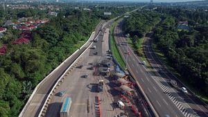 Foto Udara di TKP Kecelakaan Beruntun Tol Ciawi