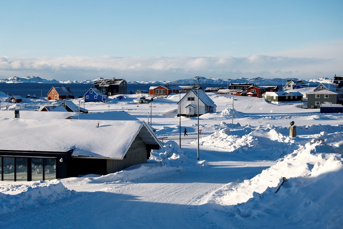 Greenland Hamparan Salju yang Disebut Daratan Hijau A general view shows Nuuk in Greenland, February 4, 2025. REUTERS/Sarah Meyssonnier     TPX IMAGES OF THE DAY