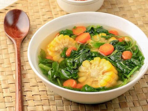 Ilustrasi sayur bening bayam