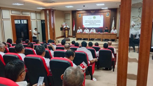 Kejari Gianyar meluncurkan aplikasi Jaga Desa di Ballroom Praja Sabha Utama Gedung Mal Pelayanan Publik (MPP) Gianyar, Rabu (5/2/2025). (Dok. Pemkab Gianyar)