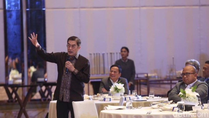 Ketua Umum Asosiasi Pengusaha Ritel Merek Global Indonesia (Apregindo), Handaka Santosa dalam acara Outlook Ekonomi DPR dipersembahkan oleh Komisi XI DPR RI bersama detikcom dan didukung oleh PT Bank Negara Indonesia (Persero) Tbk, PT Pertamina (Persero), PT Bank Mandiri (Persero) Tbk, Jakarta, Rabu (5/2/2024).