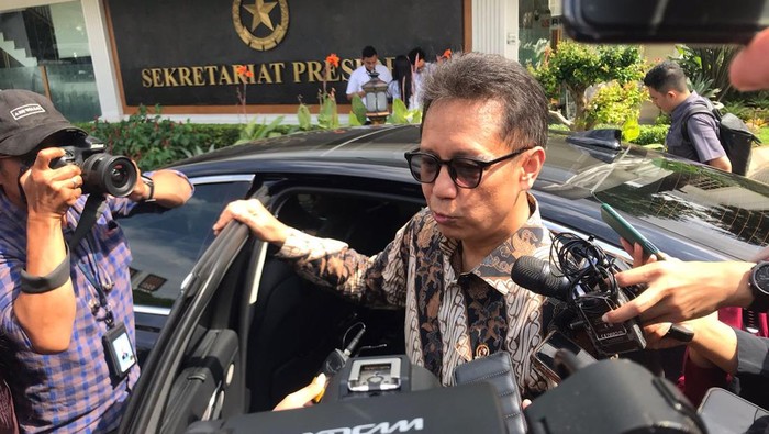Menkes usai bertemu Prabowo bahas cek kesehatan gratis (Rolando/detikcom)
