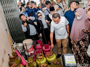 Sidak LPG 3 Kg di Pekanbaru, Bahlil Temukan Ada Pangkalan Jual Rp 20 Ribu