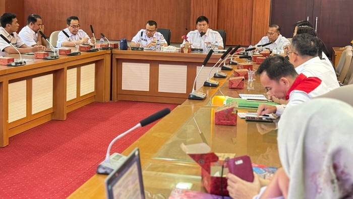 Rapat persiapan pelantikan kepala daerah di Pemkab Banyuasin.
