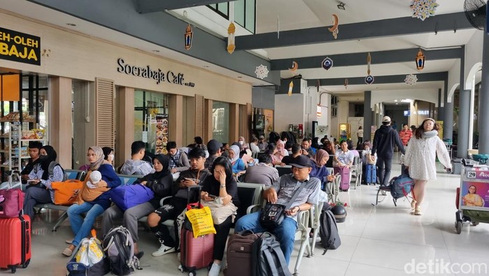 Stasiun Gubeng Surabaya