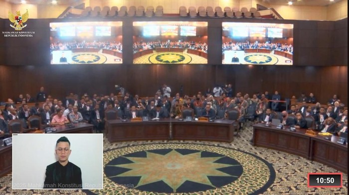 Tangkapan layar sidang putusan MK terkait sengketa Pilkada Banyuwangi