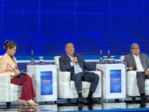 DPR Semringah Prabowo Bagi-bagi Proyek Infrastrukur ke Swasta