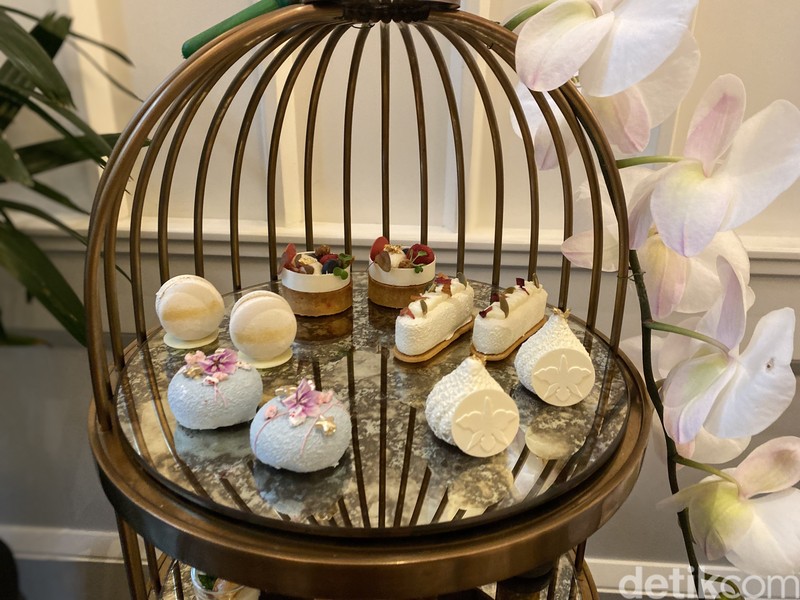 Afternoon tea ALICE x Guerlain