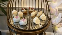 ALICE, tea house yang berlokasi lantai 1 The Langham Jakarta menawarkan sensasi ngeteh sore yang dibalut dengan kemewahan. Foto: detikcom/Riska Fitria