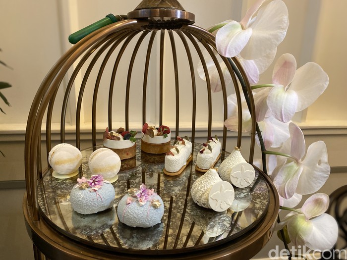 Afternoon tea ALICE x Guerlain