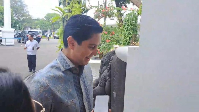 Waketum Partai Gerindra, Budisatrio Djiwandono, merapat ke Istana Negara, Jakarta, untuk bertemu Presiden Prabowo Subianto, Kamis (6/2/2025).