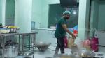 Potret Dapur Ci Mehong untuk Bikin Kue Lapis dan Ayam Taliwang