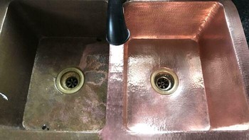 Wastafel tembaga, sebelum dan sesudah dibersihkan. Foto: vvk21 via Bored Panda