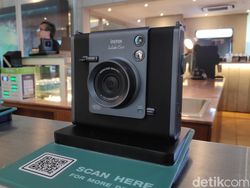 Fujifilm Instax Wide Evo, Retro Banget!