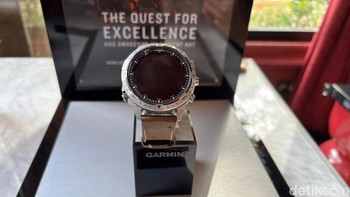 Garmin meluncurkan smartwatch terbarunya MARQ Adventurer Damascus Steel Edition di pasar Indonesia dengan harga fantastis sebesar Rp 52 jutaan. Foto: detikINET/Josina