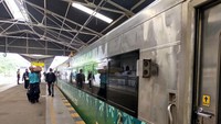 KA ini melayani rute perjalanan untuk beberapa titik pemberhentian, yakni Gambir, Cirebon, Purwokerto, Yogyakarta, dan Solo.  