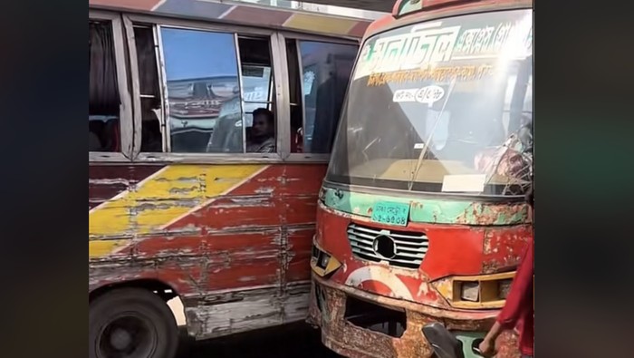 Kehidupan bus perkotaan di Bangladesh