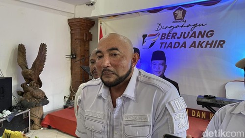 Ketua DPD Gerindra Bali Made Muliawan Arya alias De Gadjah di kantor DPD Gerindra Bali, Kamis (6/2/2025).