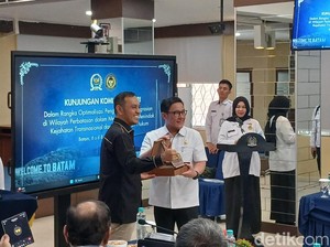 Komisi XIII DPR RI Kunjungi Imigrasi Batam, Apresiasi Peningkatan PNBP