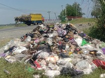 Cerita Warga Lahannya di JJLS Kulon Progo Jadi Tempat Sampah Liar