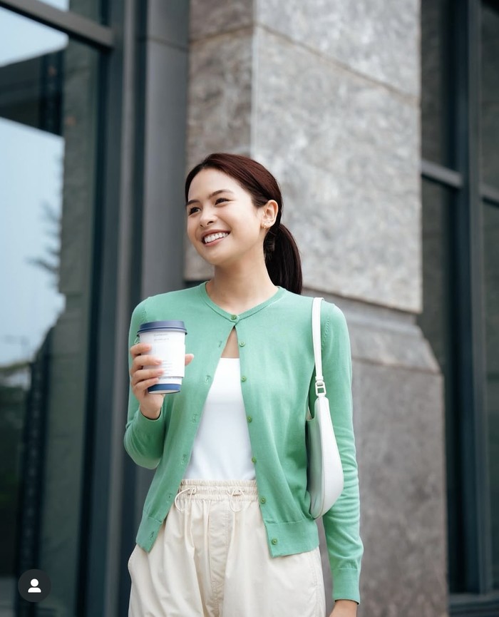 Maudy Ayunda, Pengisi Soundtrack Film Korea yang Hobi Minum Matcha Maudy Ayunda, Pengisi Soundtrack Film Korea yang Hobi Minum Matcha