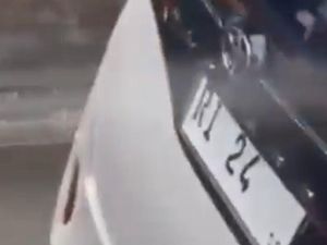 Mobil Pelat RI-24 Masuk Jalur, TransJakarta Buka Suara