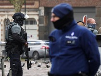 Momen Polisi Belgia Buru Pelaku Penembakan ke Terowongan Metro