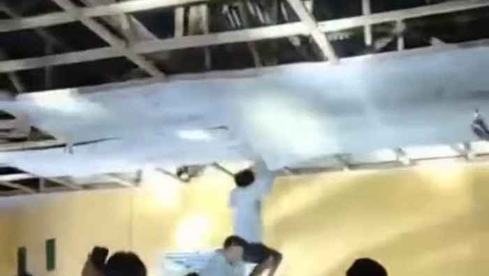 Momen warga mencari balita di Banggai Laut yang sempat dilaporkan hilang sebelum tewas.