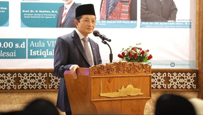 Menag Nasaruddin Umar dalam Studium Generale Pendidikan Kader Ulama Masjid Istiqlal (PKU-MI) di Aula VIP Masjid Istiqlal, Jakarta, Selasa (4/3/2025).