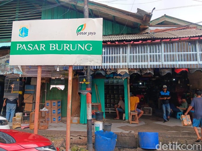 Pasar Burung Pramuka