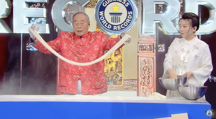 Pecah Rekor! Mie Tertipis di Dunia Diameter 0,18 Millimeter