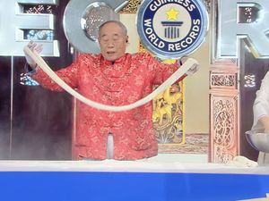 Pecah Rekor! Mie Tertipis di Dunia Diameter 0,18 Millimeter