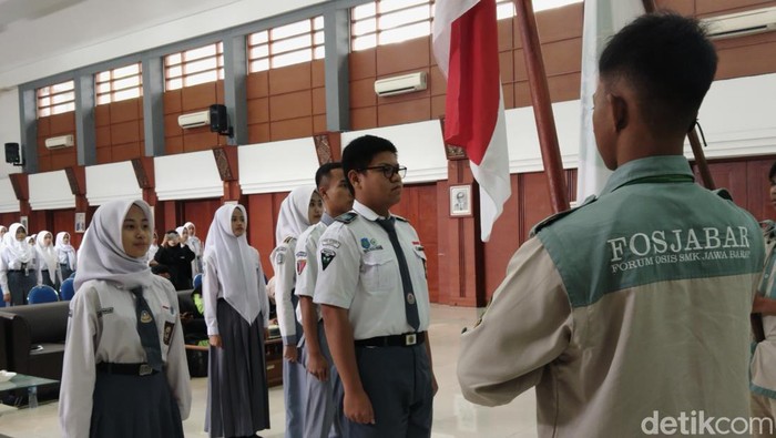 Pelantikan pengurus Forum OSIS SMK se-Jabar.