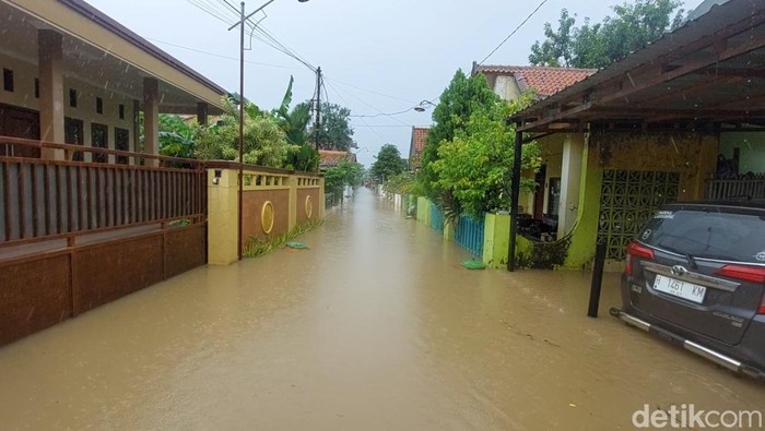 Penampakan banjir di permukiman warga Kendal, Kamis (6/2/2025).