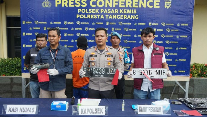 Polsek Pasar Kemis menangkap pelaku pensurian spesialis pikap.