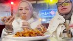 Kulineran Seru Shanty Denny di Korea Selatan Saat Musim Dingin