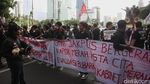 Tolak Izin Tambang ke Kampus, Mahasiswa dan Polisi Saling Dorong